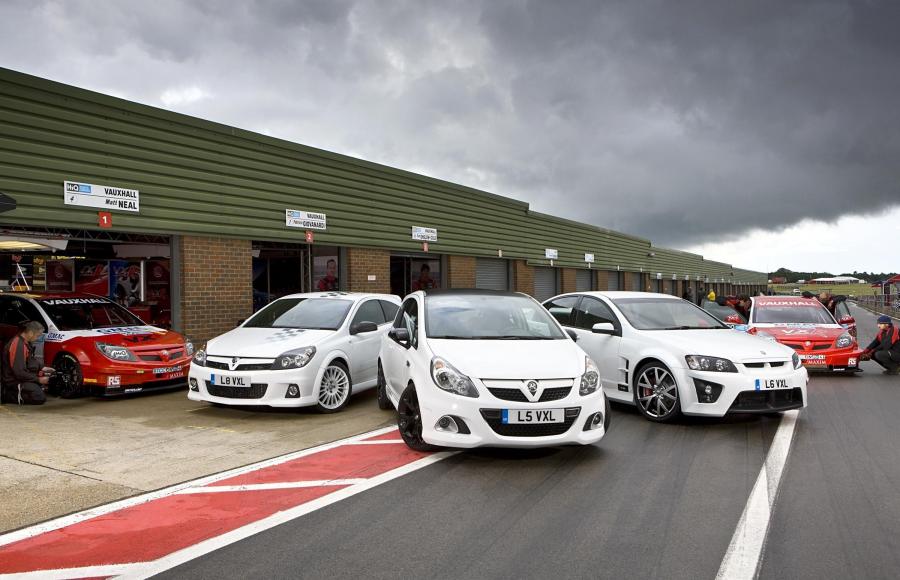 Vauxhall VXR Corsa 2008 года  (фото 3 из 5)
